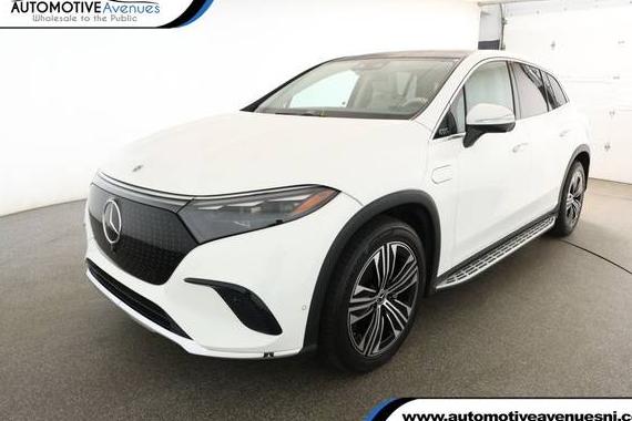 MERCEDES-BENZ EQS-CLASS SUV 2023 4JGDM2DB4PA009524 image